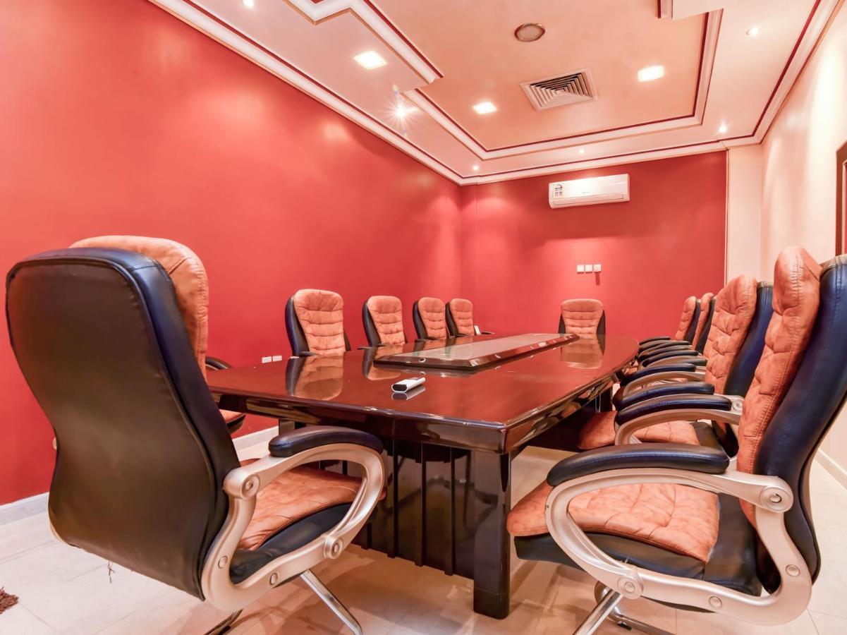 Al Mansour Grand Hotel Ḩafar al Bāţin 외부 사진