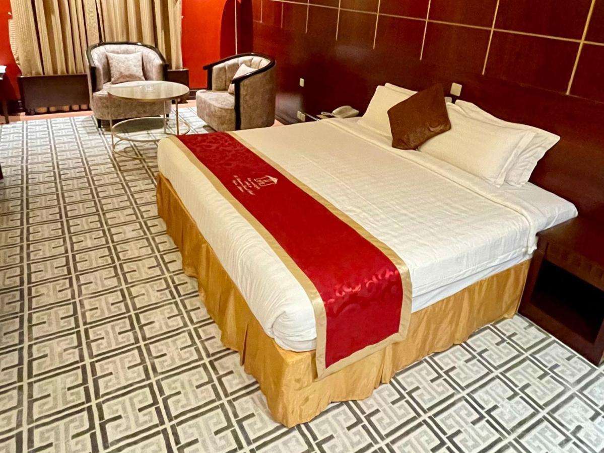 Al Mansour Grand Hotel Ḩafar al Bāţin 외부 사진