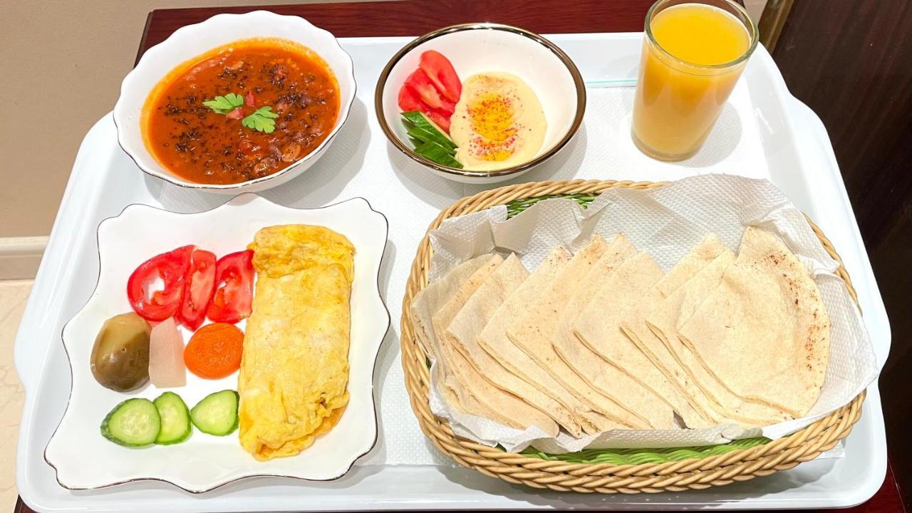 Al Mansour Grand Hotel Ḩafar al Bāţin 외부 사진