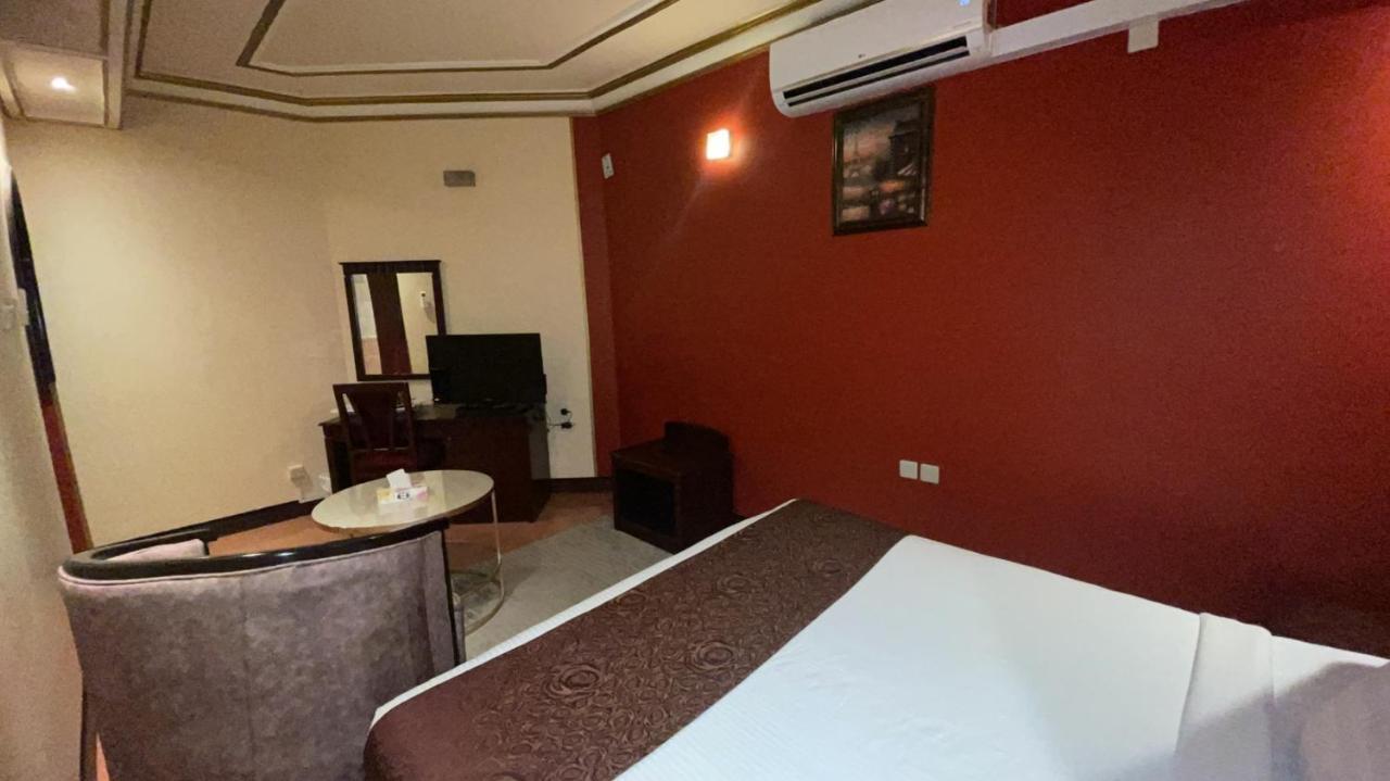 Al Mansour Grand Hotel Ḩafar al Bāţin 외부 사진