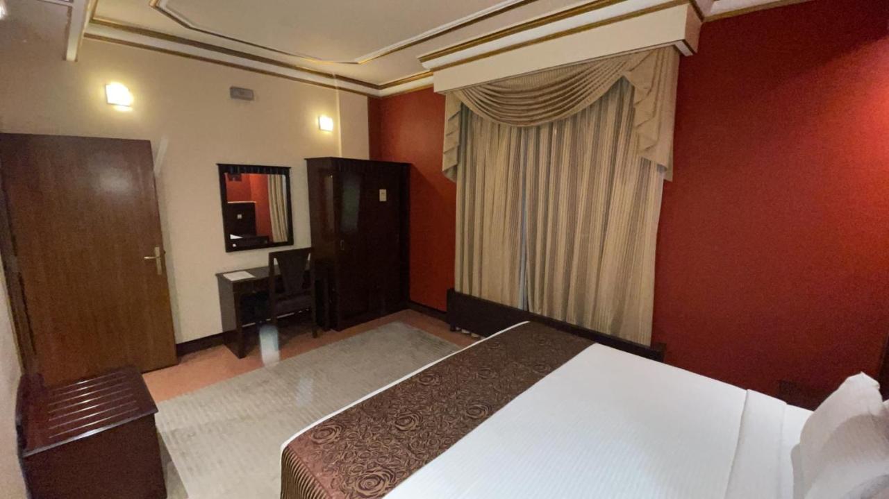 Al Mansour Grand Hotel Ḩafar al Bāţin 외부 사진